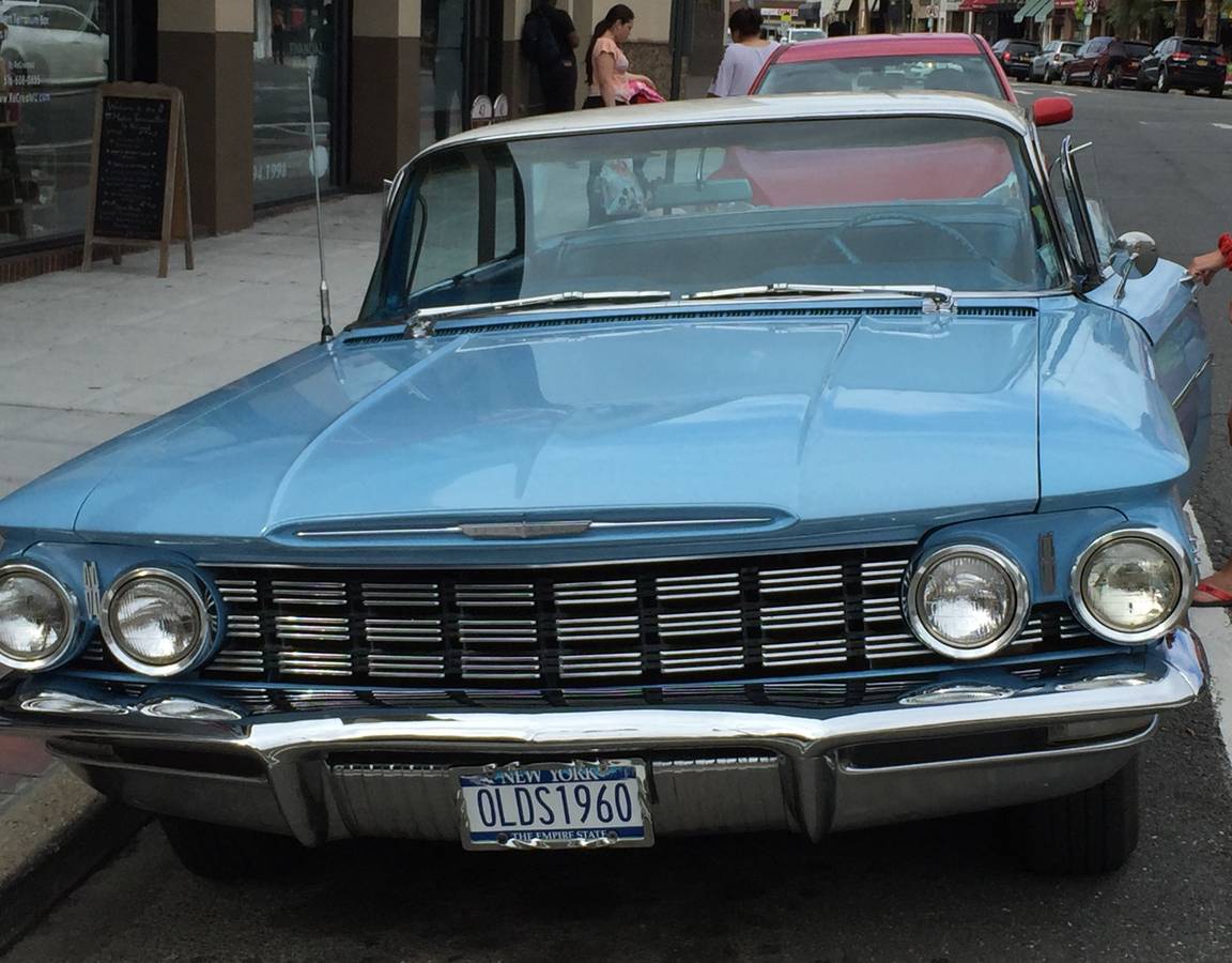 Oldsmobile-88-1960-blue-2
