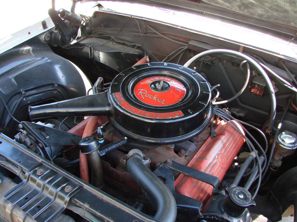 Oldsmobile-88-1964-white-1