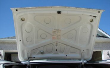 Oldsmobile-88-1964-white-11