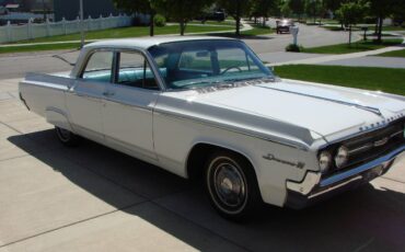 Oldsmobile-88-1964-white-8