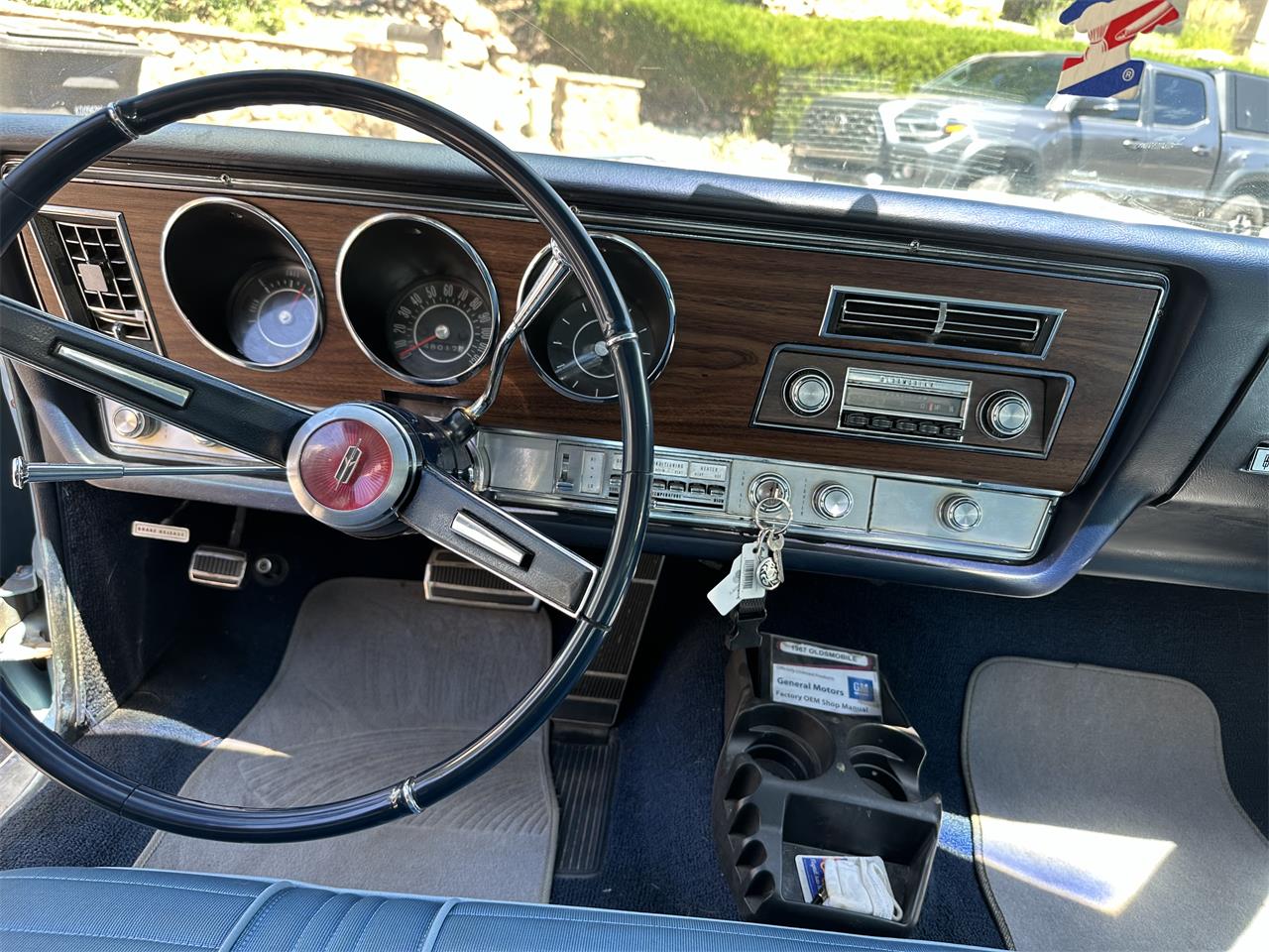 Oldsmobile-88-1967-Blue-Blue-2