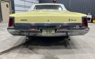 Oldsmobile-88-1969-yellow-1