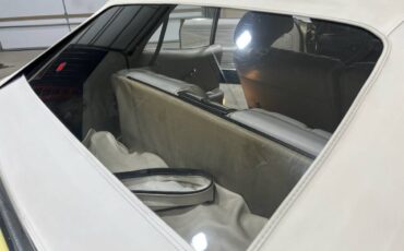 Oldsmobile-88-1969-yellow-16