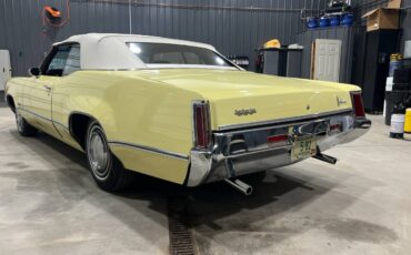 Oldsmobile-88-1969-yellow