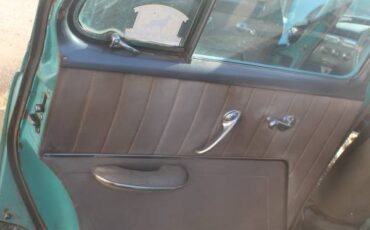 Oldsmobile-88-4-door-1953-blue-13