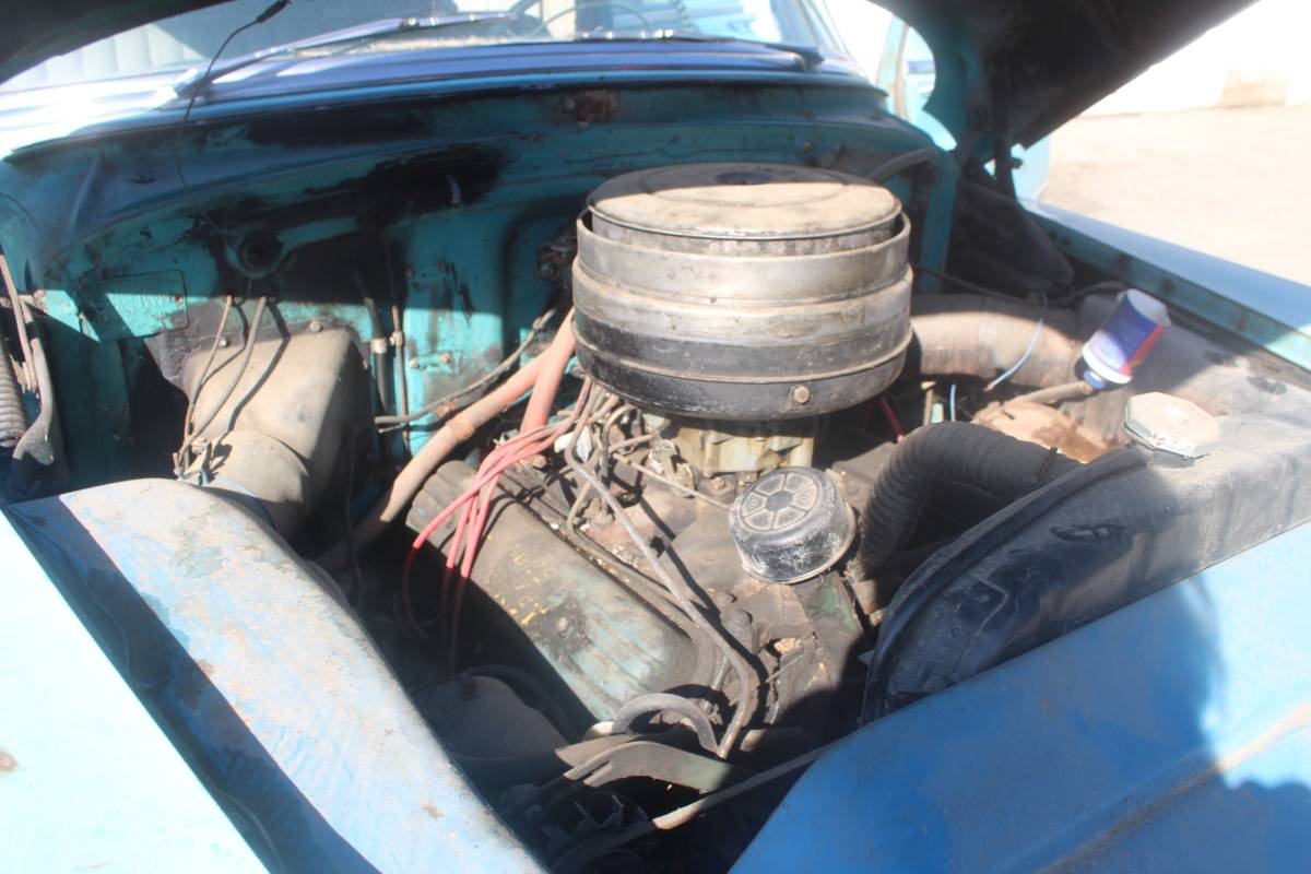 Oldsmobile-88-4-door-1953-blue-17