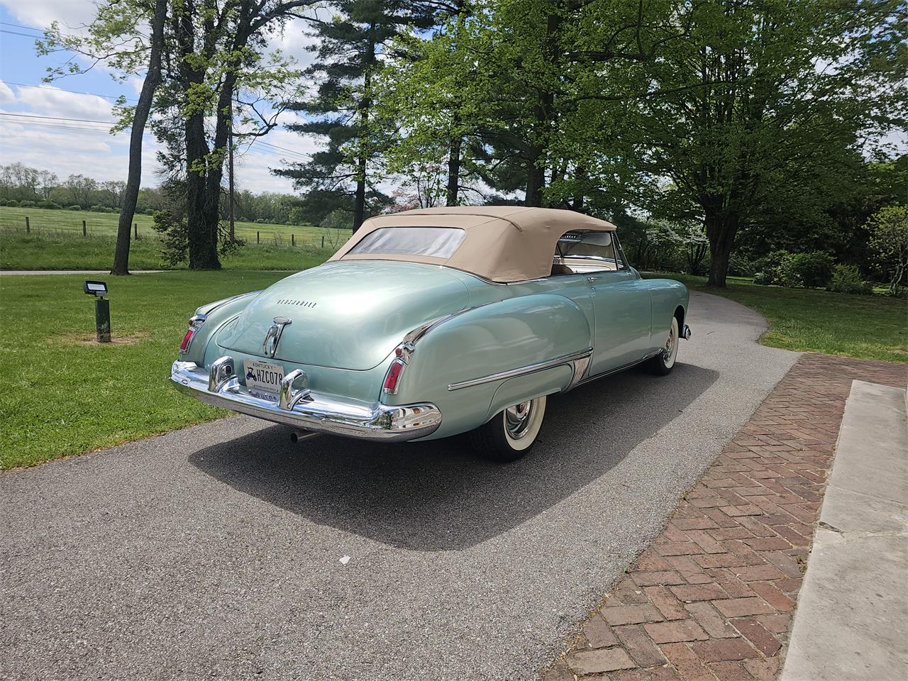 Oldsmobile-98-1949-Almond-Green-Tan-10