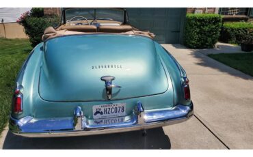 Oldsmobile-98-1949-Almond-Green-Tan-11