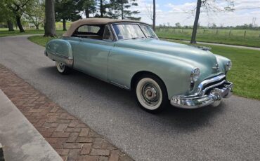 Oldsmobile-98-1949-Almond-Green-Tan-14