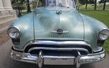 Oldsmobile-98-1949-Almond-Green-Tan-16