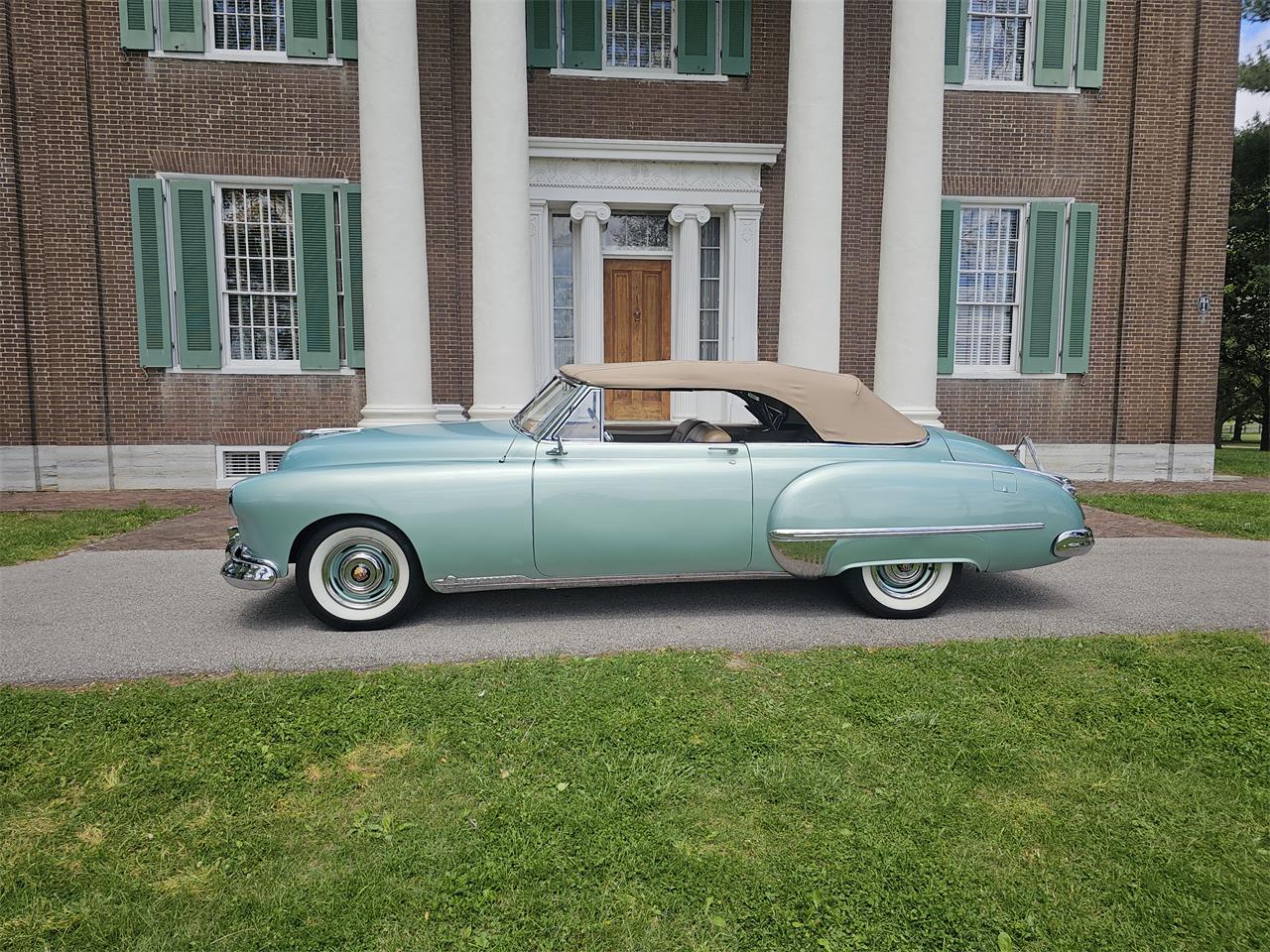 Oldsmobile-98-1949-Almond-Green-Tan-18