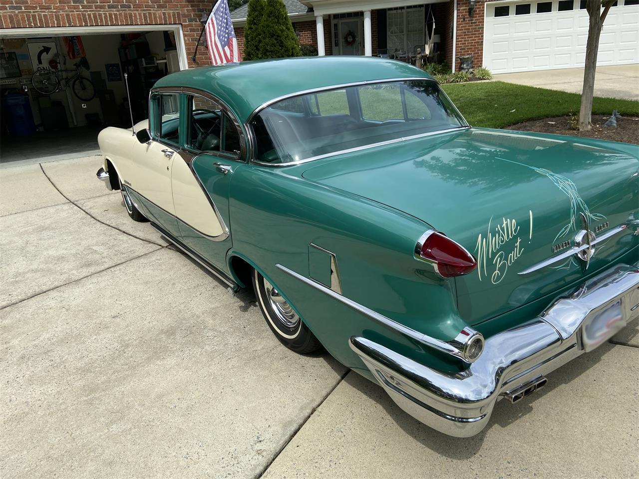 Oldsmobile-98-1956-Canyon-Greenwhite-green-5
