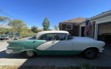 Oldsmobile-98-1956-green-13