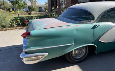Oldsmobile-98-1956-green-14