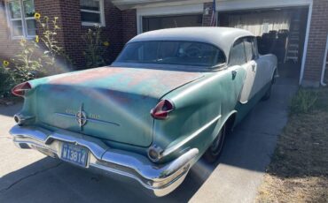 Oldsmobile-98-1956-green-16