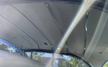 Oldsmobile-98-1956-green-20