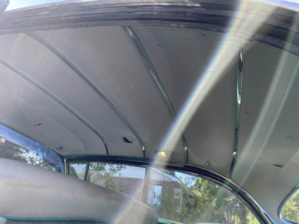 Oldsmobile-98-1956-green-20