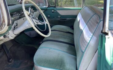 Oldsmobile-98-1956-green-21