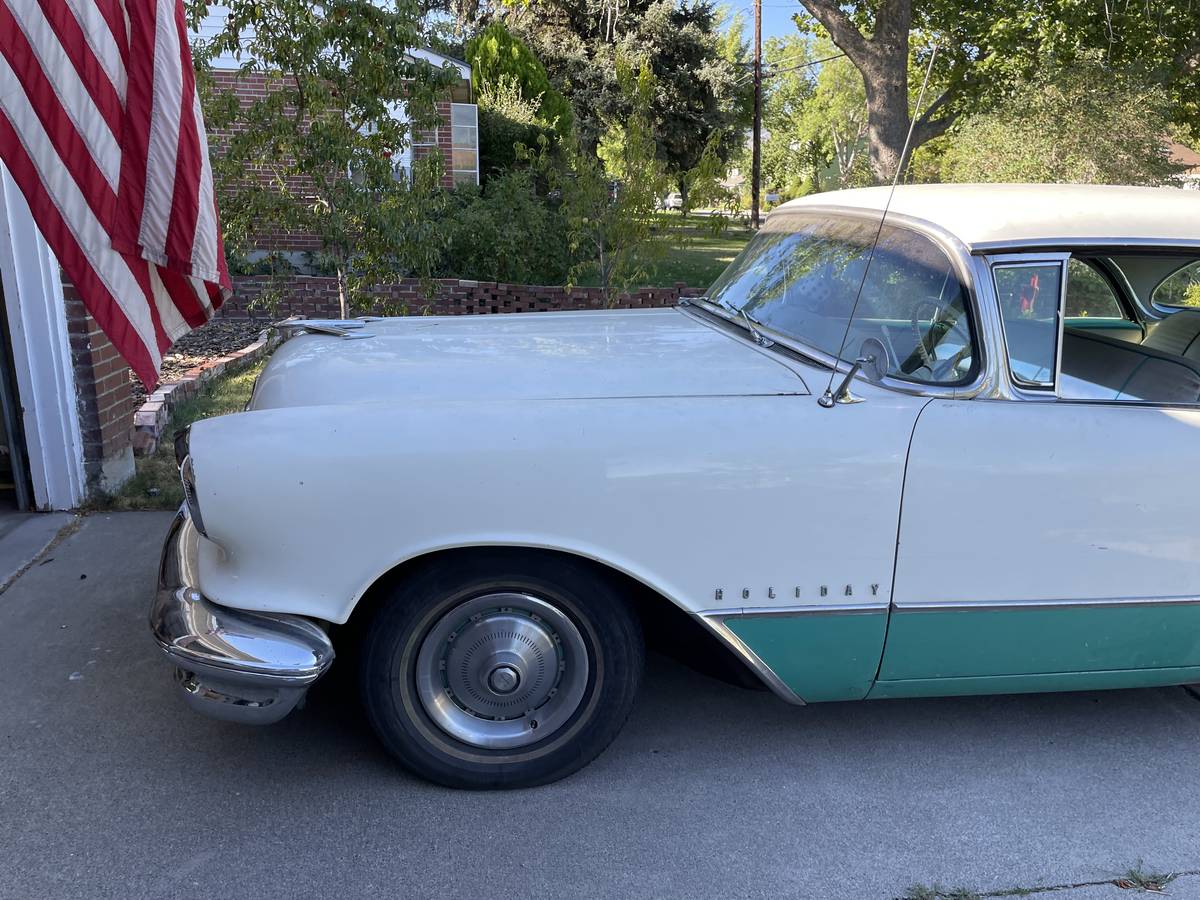 Oldsmobile-98-1956-green-9