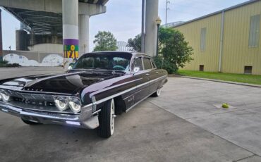 Oldsmobile-98-1961-black-3