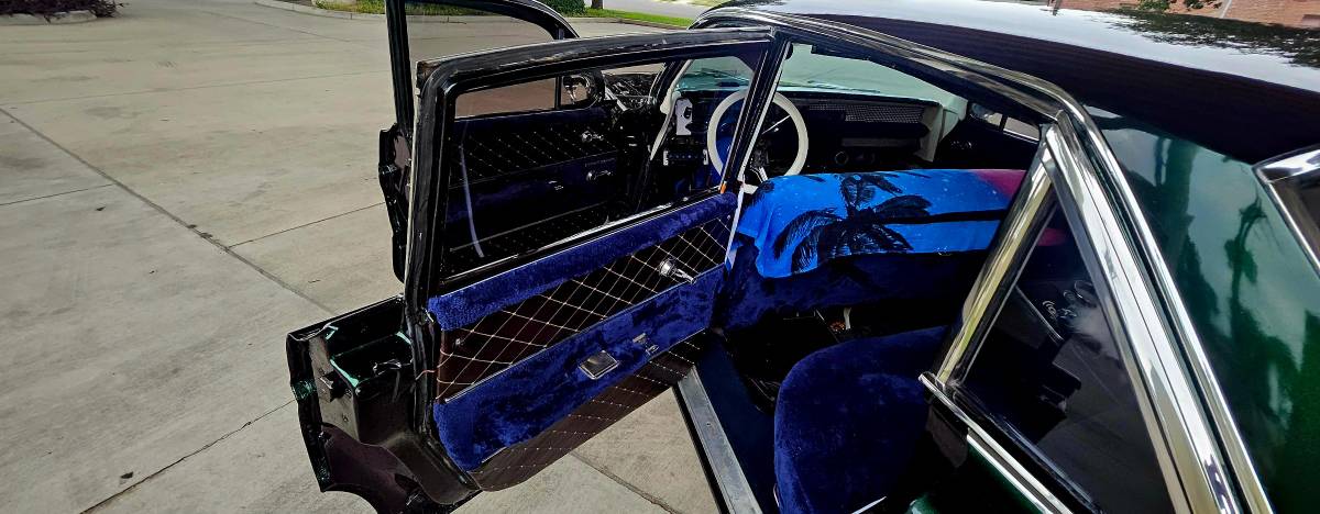 Oldsmobile-98-1961-black-5