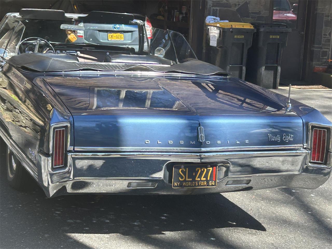 Oldsmobile-98-1965-Nocturnal-Mist-Black-4