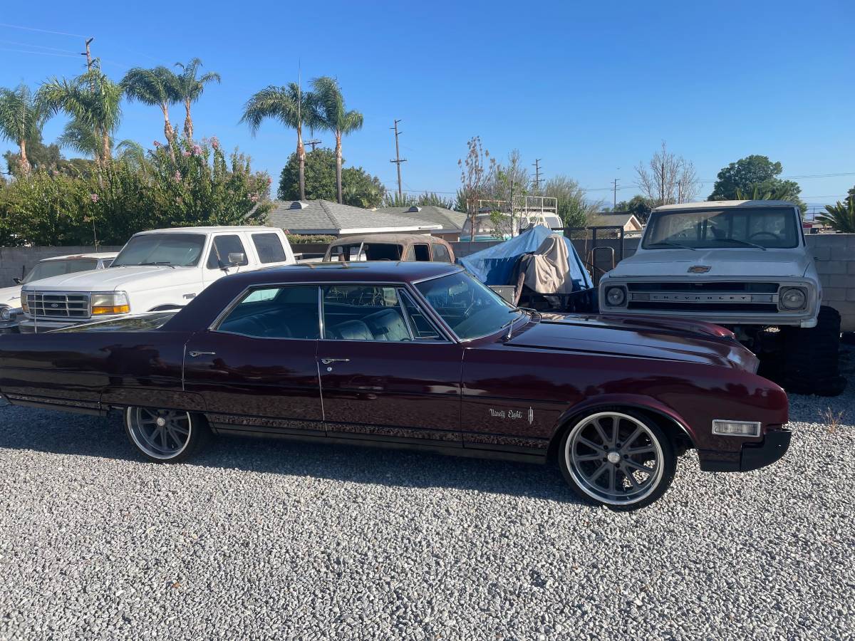 Oldsmobile-98-1966