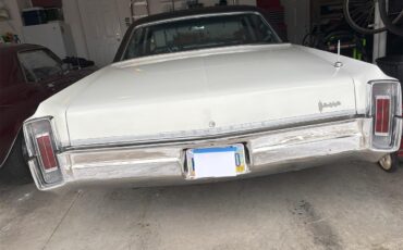 Oldsmobile-98-1966-White-Black-11