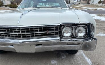 Oldsmobile-98-1966-White-Black-18