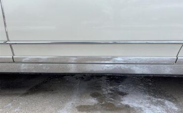 Oldsmobile-98-1966-White-Black-28