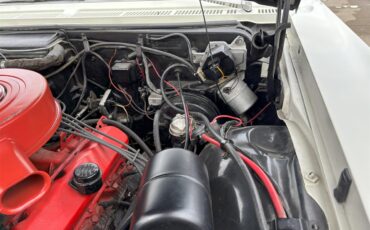 Oldsmobile-98-1966-White-Black-60