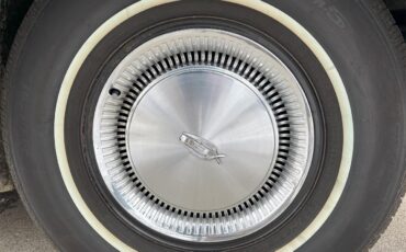 Oldsmobile-98-1966-White-Black-73