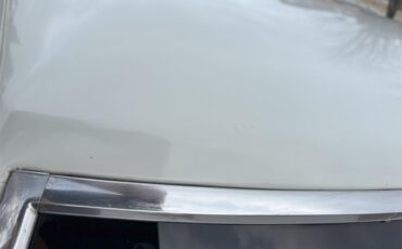 Oldsmobile-98-1966-White-Black-78