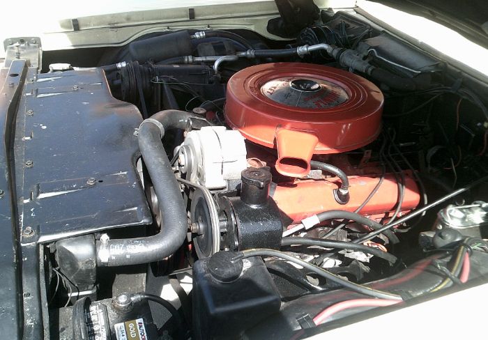 Oldsmobile-98-1967-Light-Yellow-Black-5