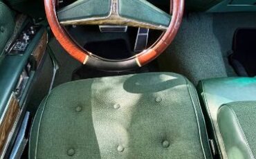 Oldsmobile-98-1973-GreenBlack-Vinyl-To-11