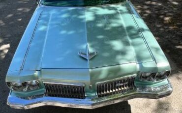 Oldsmobile-98-1973-GreenBlack-Vinyl-To-17