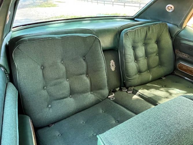 Oldsmobile-98-1973-GreenBlack-Vinyl-To-22