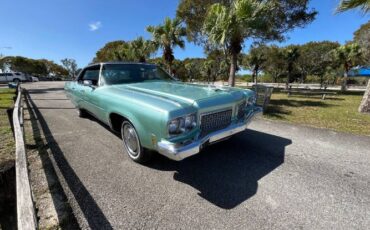 Oldsmobile-98-1973-GreenBlack-Vinyl-To-3
