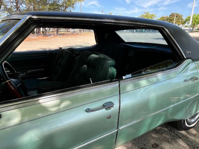 Oldsmobile-98-1973-GreenBlack-Vinyl-To-7
