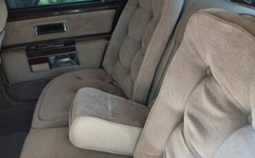 Oldsmobile-98-1984-grey
