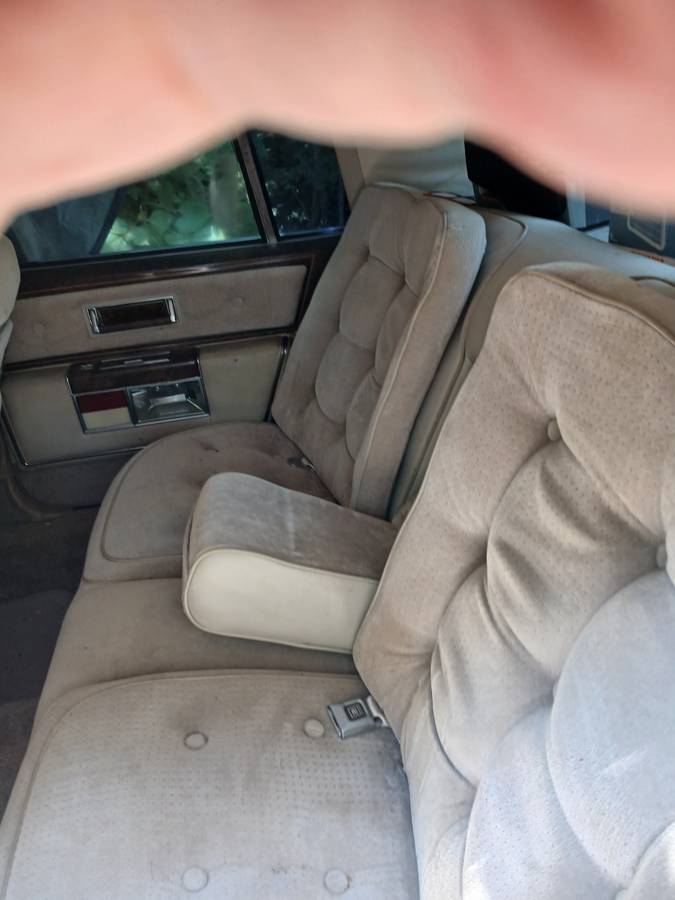 Oldsmobile-98-1984-grey
