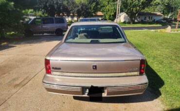 Oldsmobile-98-1992-2
