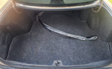 Oldsmobile-98-1992-21