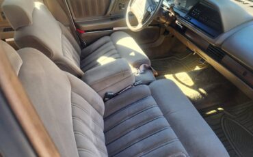 Oldsmobile-98-1992-7