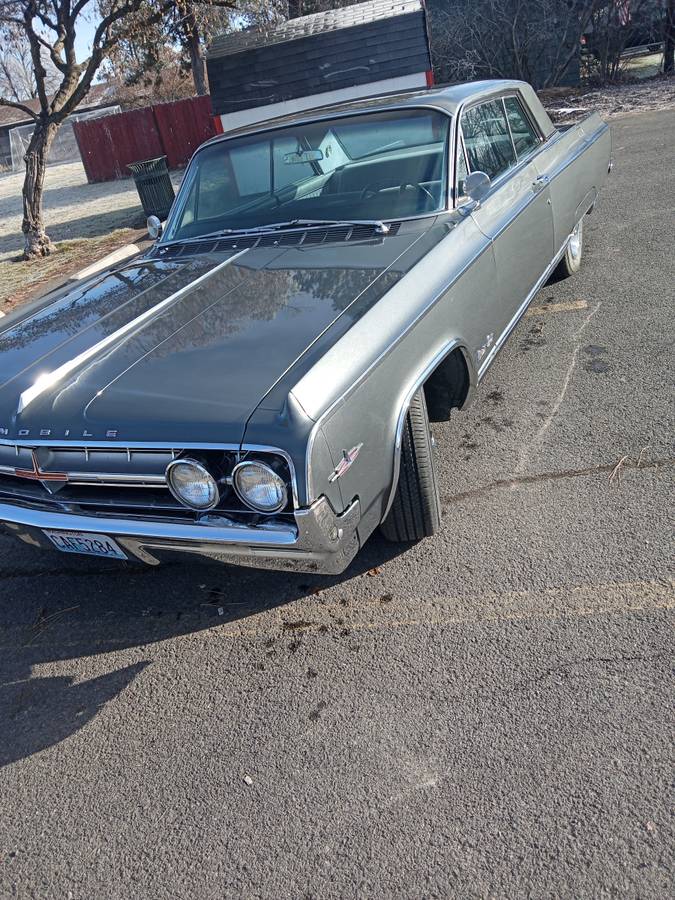 Oldsmobile-98-2dr-hard-top-1964-custom-3