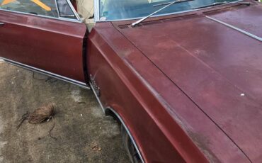 Oldsmobile-98-convertible-1966-2