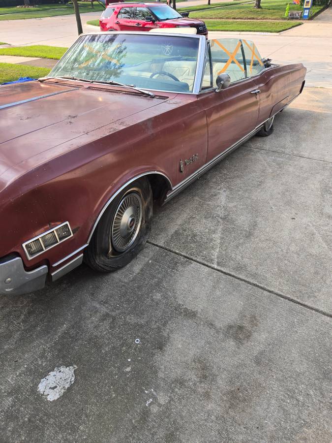 Oldsmobile-98-convertible-1966-9
