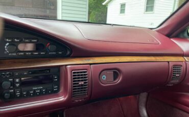 Oldsmobile-98-regency-1994-11