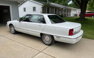 Oldsmobile-98-regency-1994-3