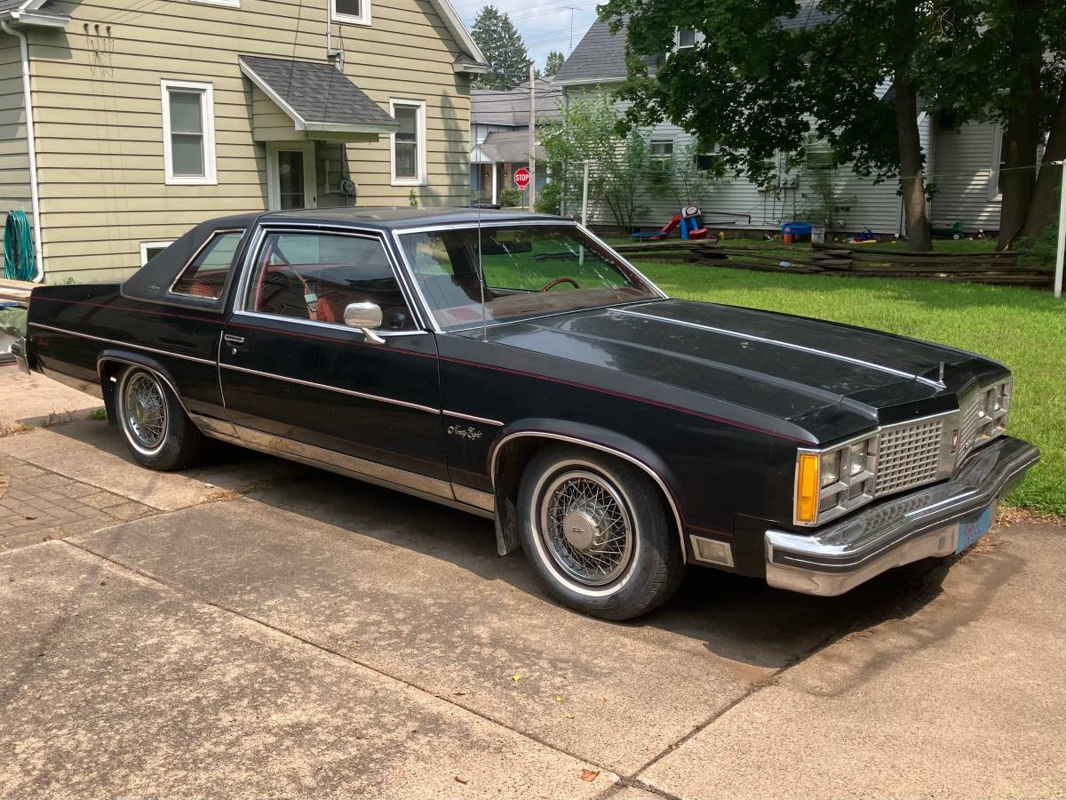 Oldsmobile-98-regency-2-door-coupe-1978-black-1